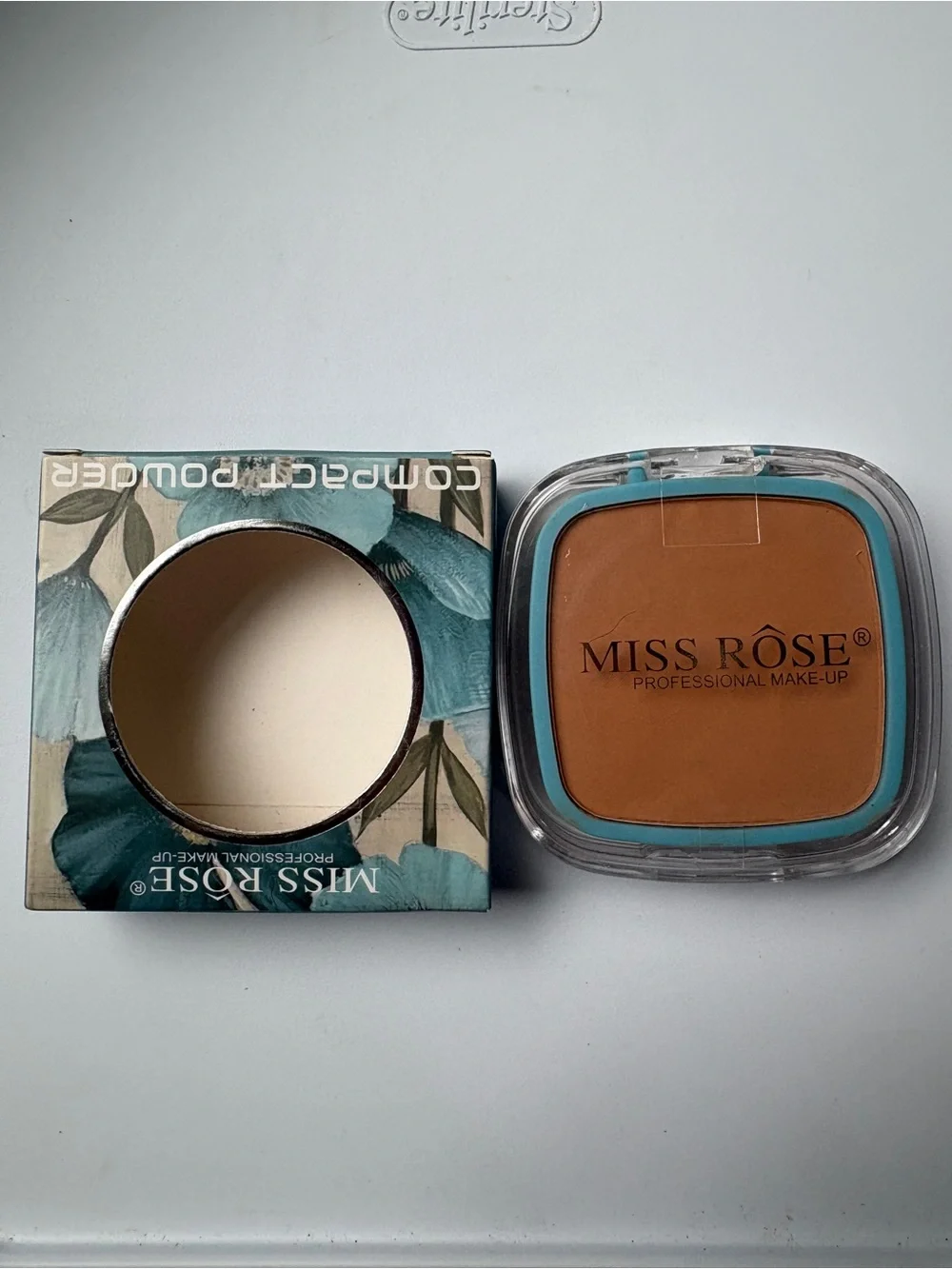 Compact Powder - Warm Tan